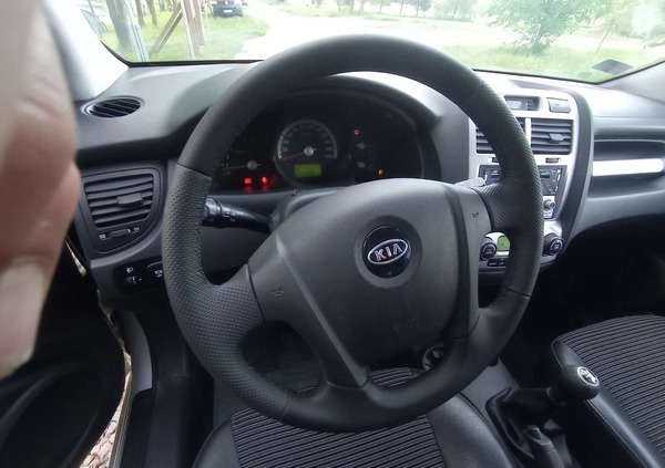 Kia Sportage cena 18900 przebieg: 240000, rok produkcji 2006 z Trzebnica małe 326